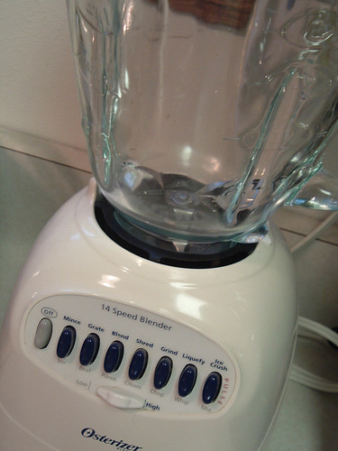 Compact Smoothie Blender