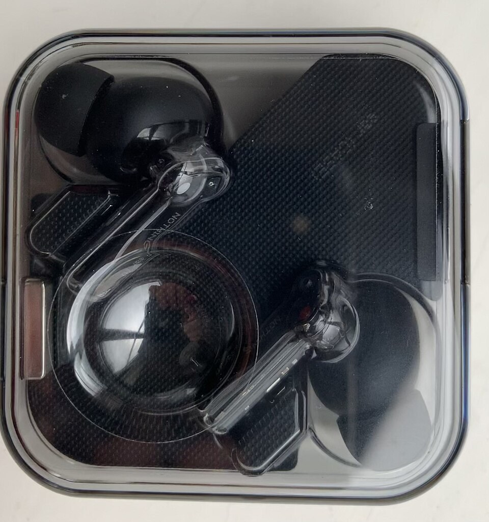 Open-Ear Sport Earbuds
